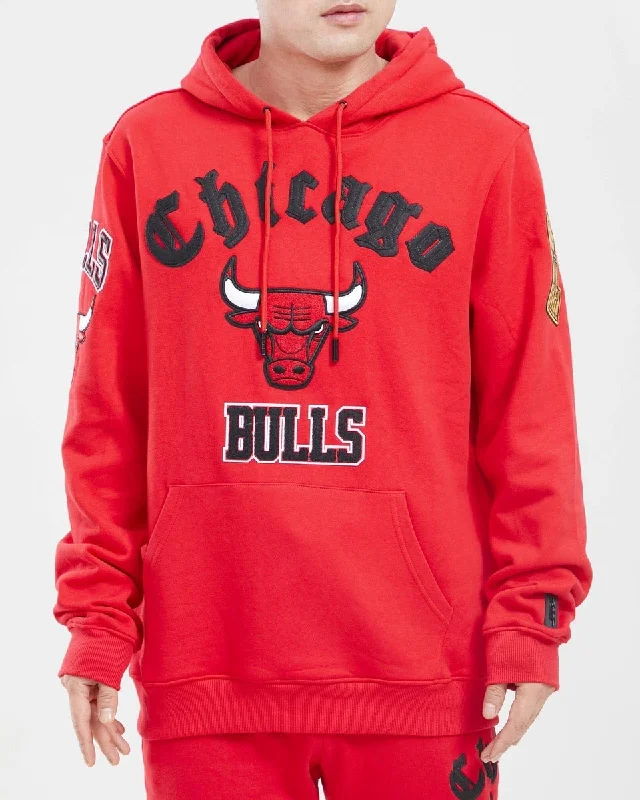 NBA CHICAGO BULLS OLD ENGLISH LOGO HOODIE (RED)