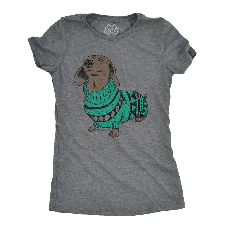 Dachshund In Christmas Sweater Women's T Shirt