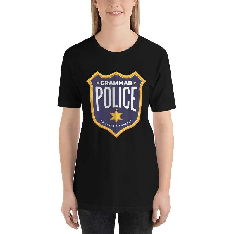 Grammar Police - To serve and correct - Basic T-Shirt